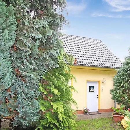 Holiday home Amazing In Waren Mueritz With Wifi *